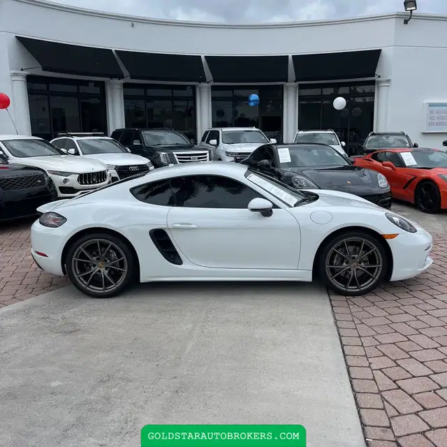 2019 Porsche 718 Cayman Base