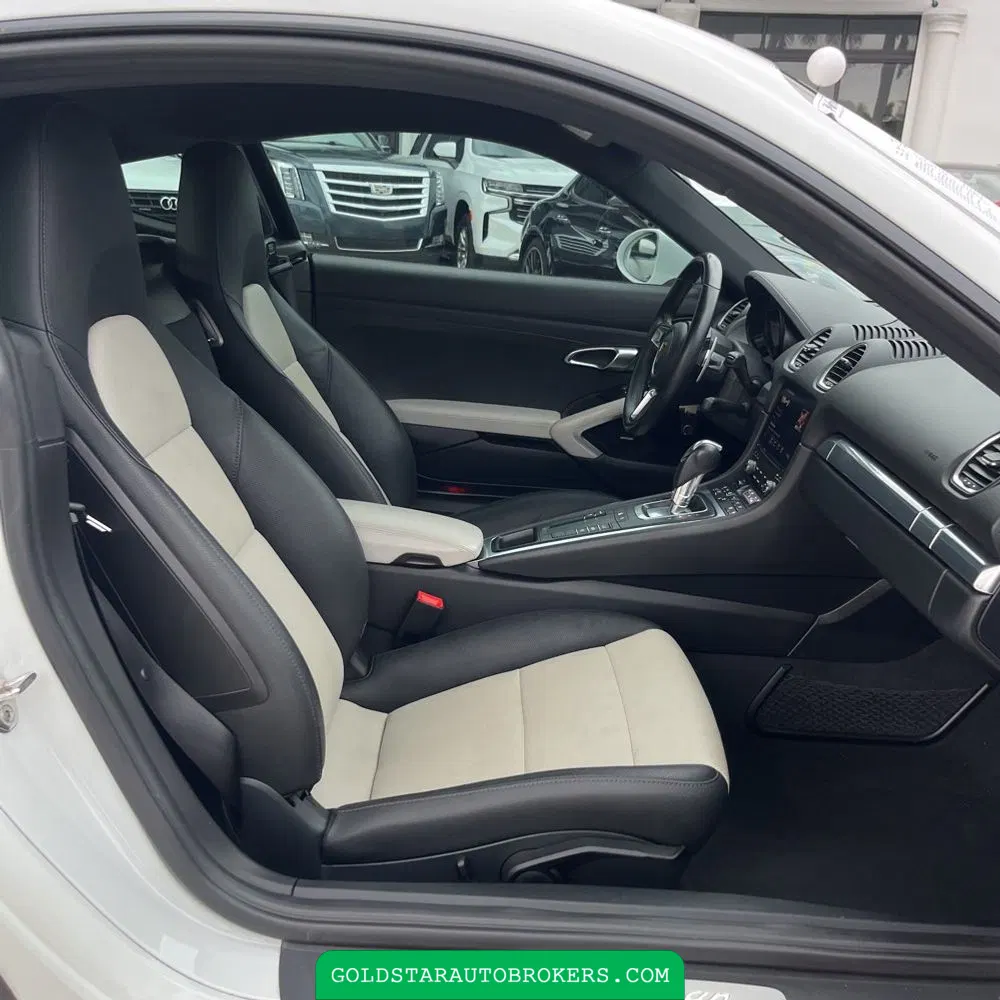 2019 Porsche 718 Cayman Base
