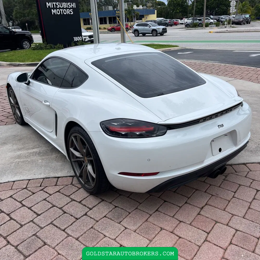 2019 Porsche 718 Cayman Base