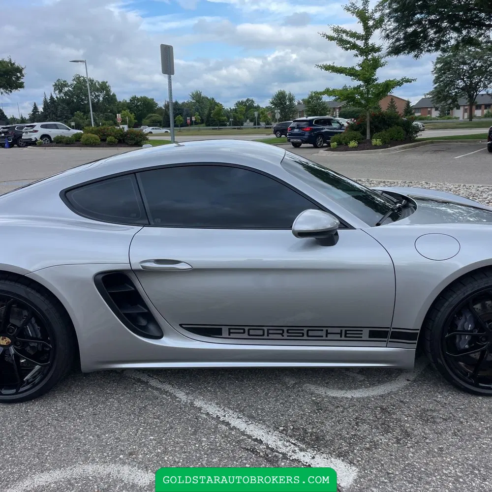 2024 Porsche 718 Cayman Base