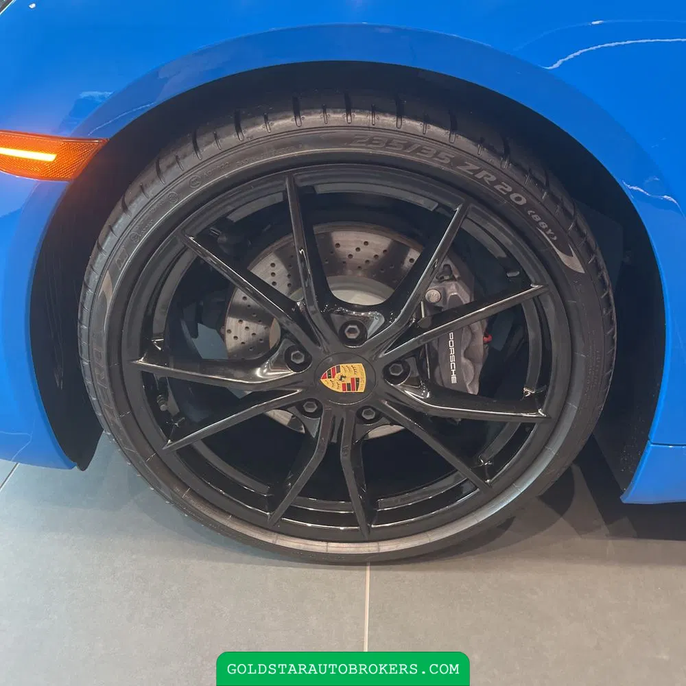 2025 Porsche 718 Cayman Base
