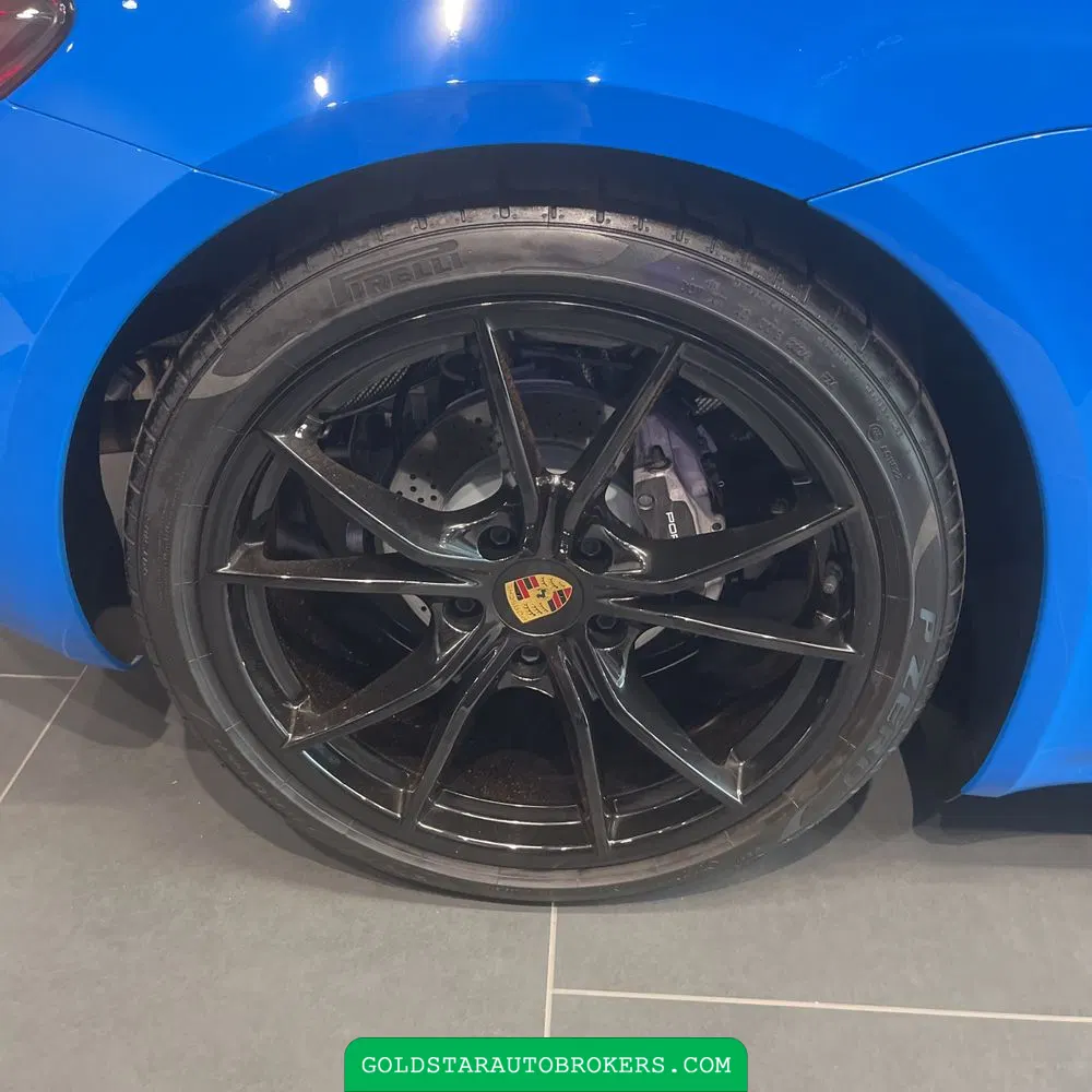 2025 Porsche 718 Cayman Base