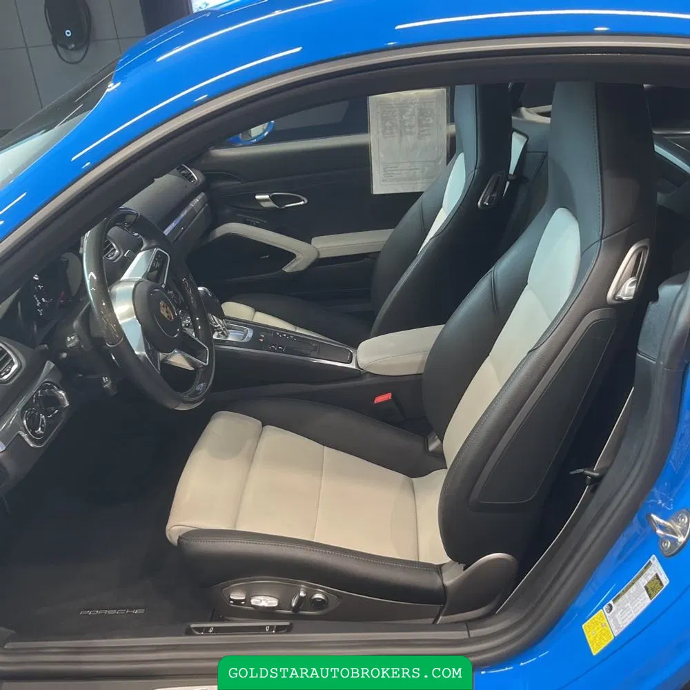 2025 Porsche 718 Cayman Base