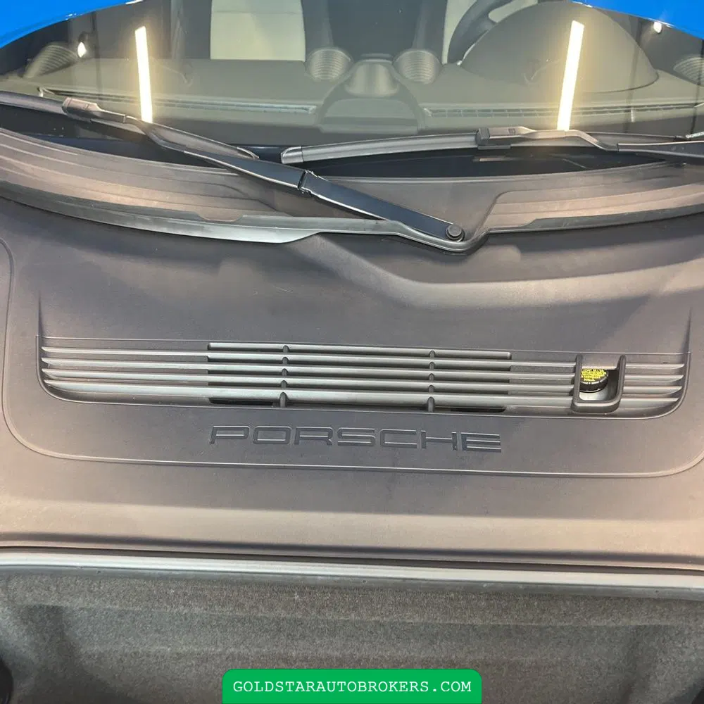 2025 Porsche 718 Cayman Base
