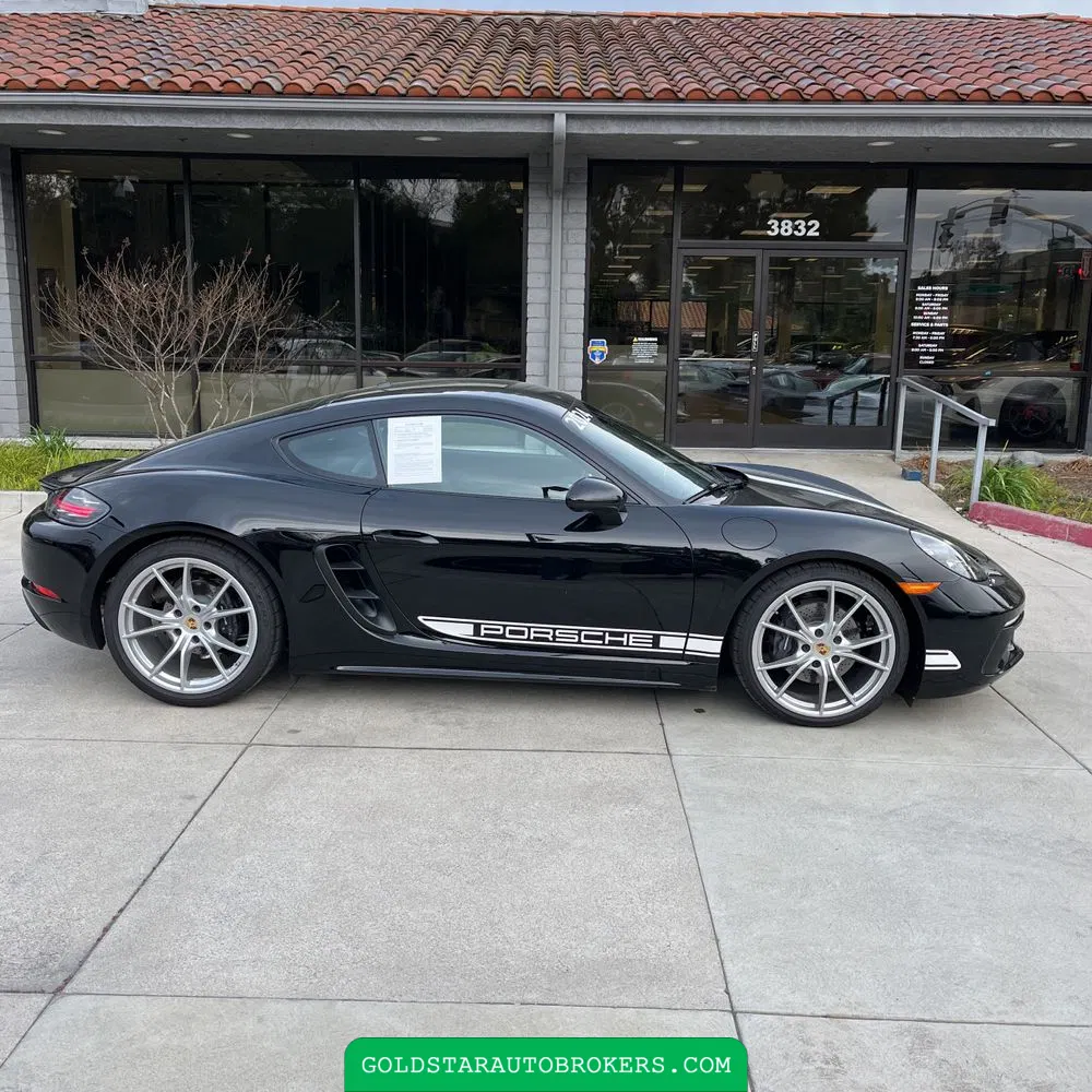 2024 Porsche 718 Cayman Base