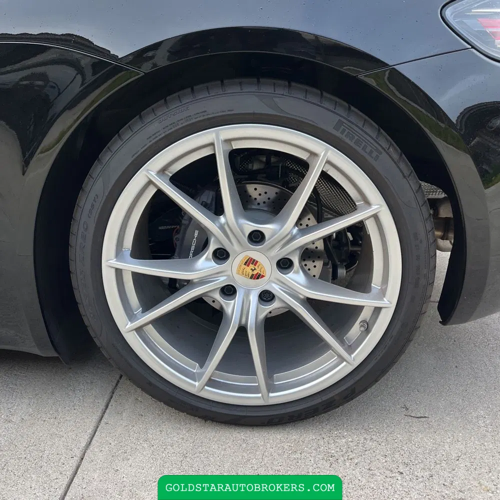 2024 Porsche 718 Cayman Base