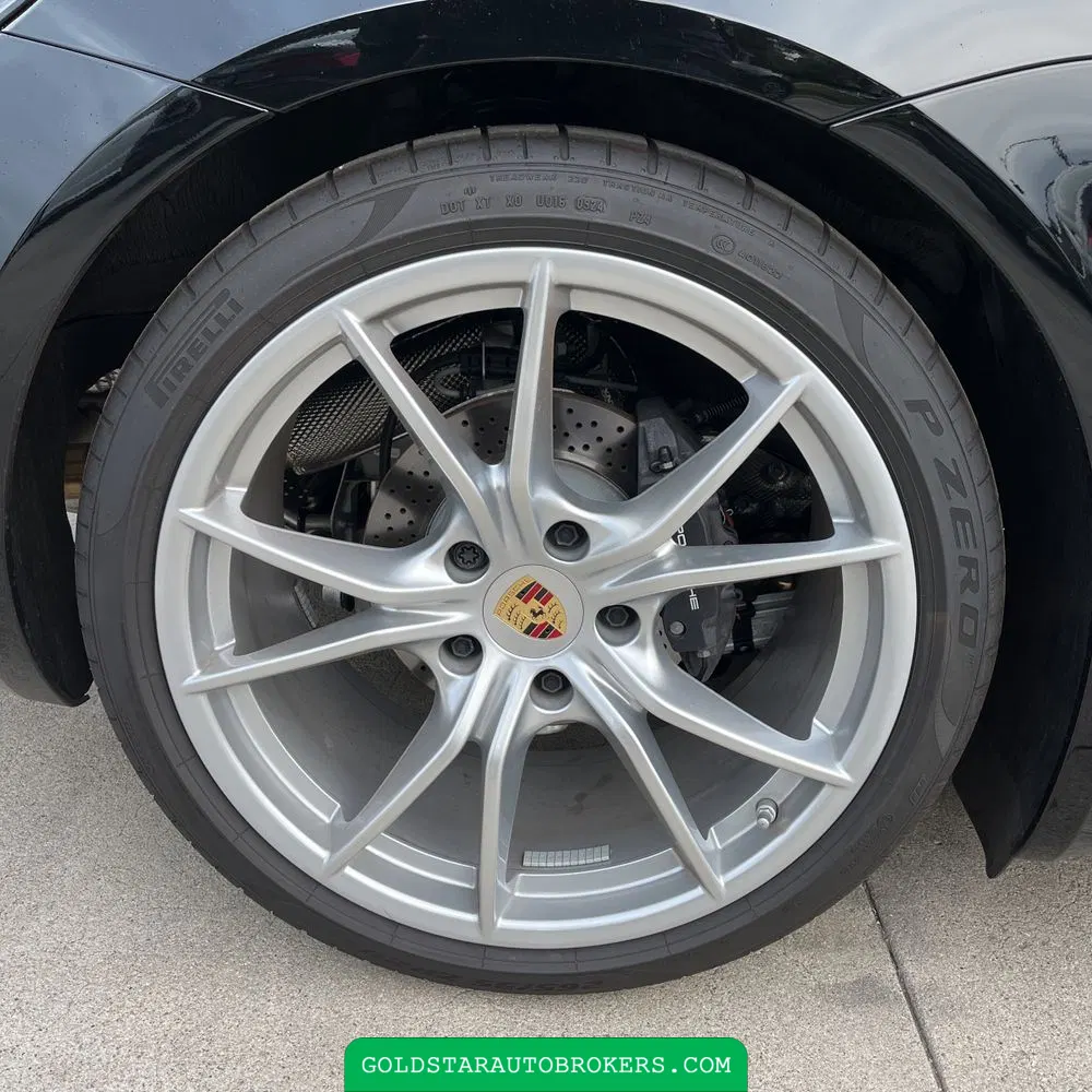 2024 Porsche 718 Cayman Base