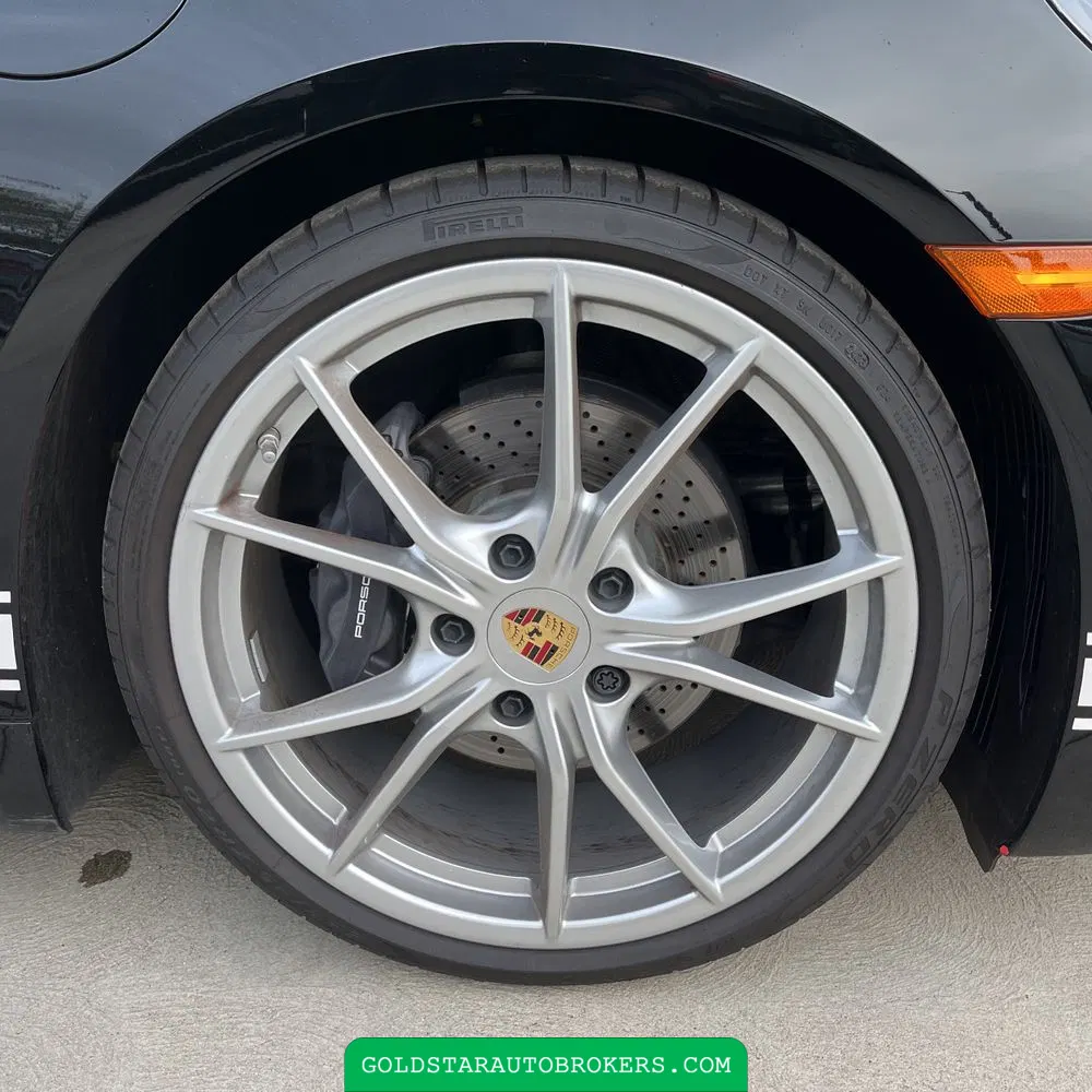 2024 Porsche 718 Cayman Base
