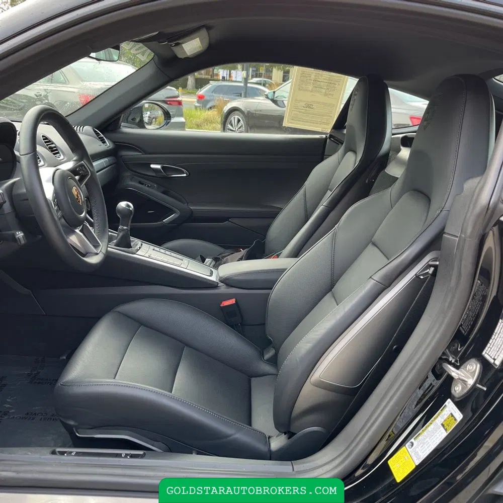 2024 Porsche 718 Cayman Base