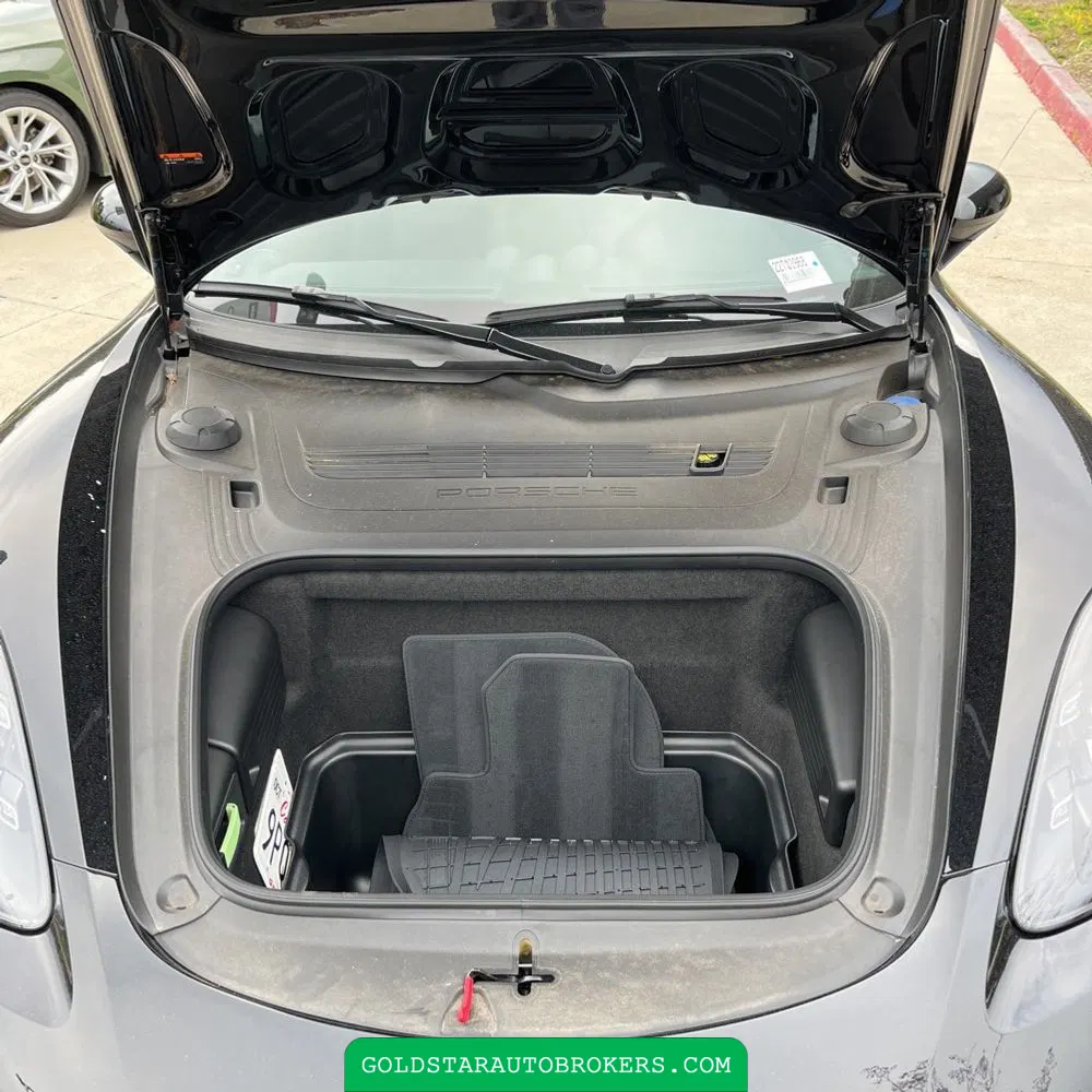 2024 Porsche 718 Cayman Base