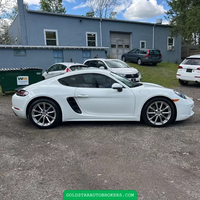 2018 Porsche 718 Cayman Base