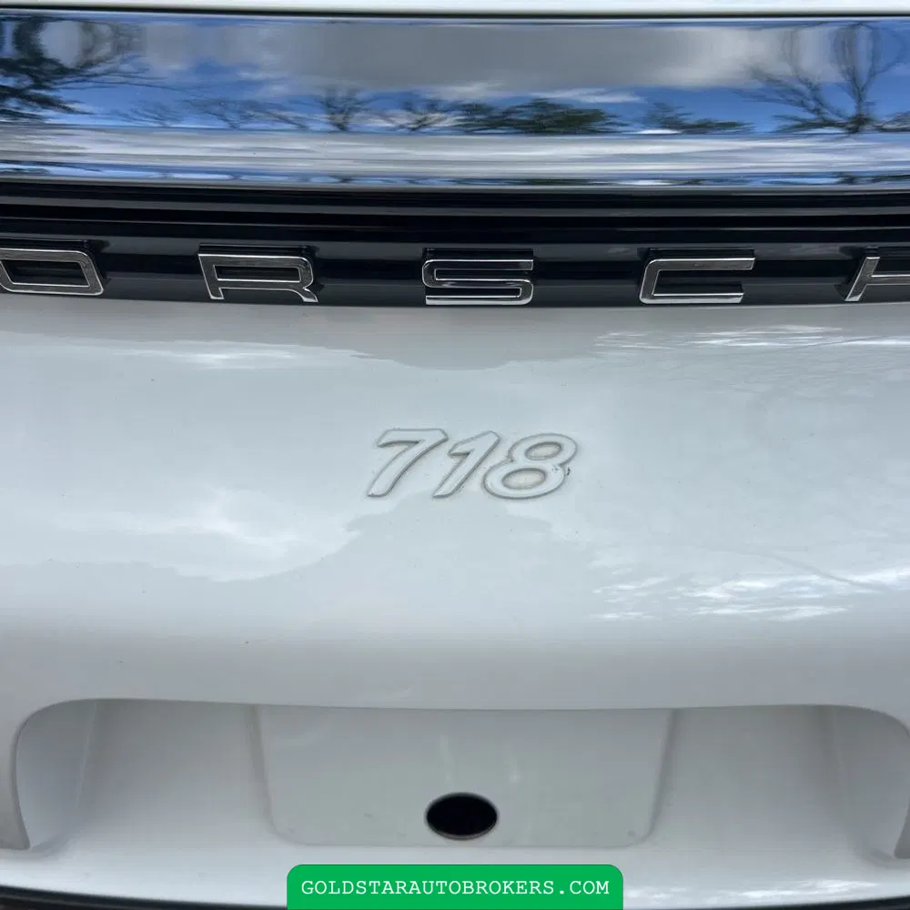 2018 Porsche 718 Cayman Base