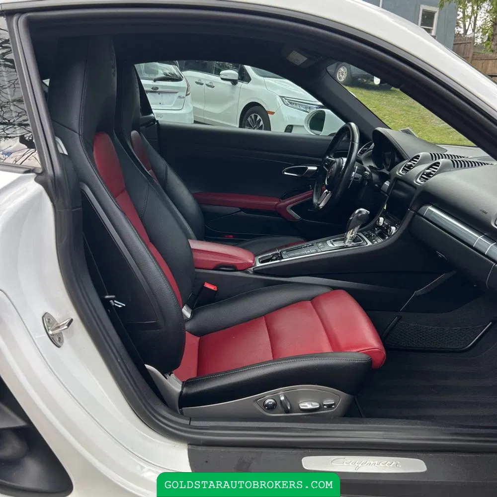 2018 Porsche 718 Cayman Base