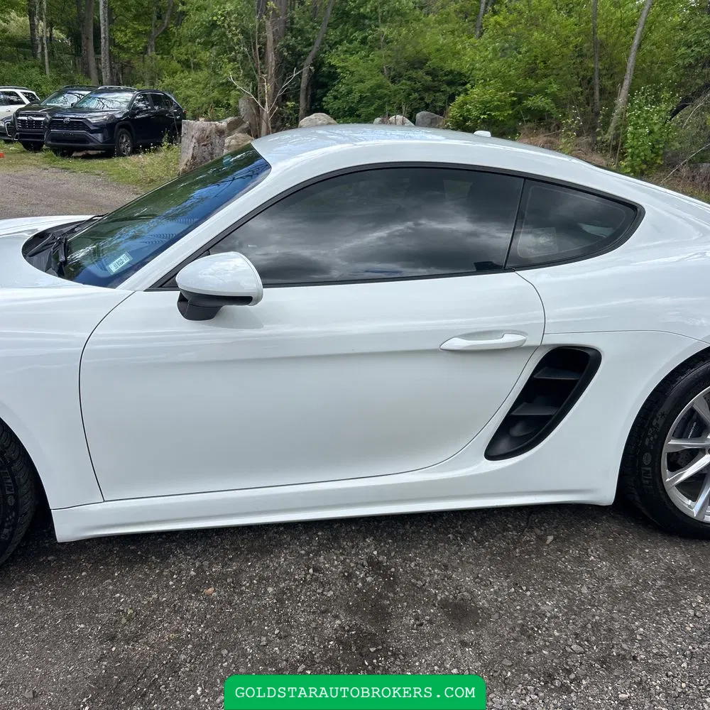 2018 Porsche 718 Cayman Base