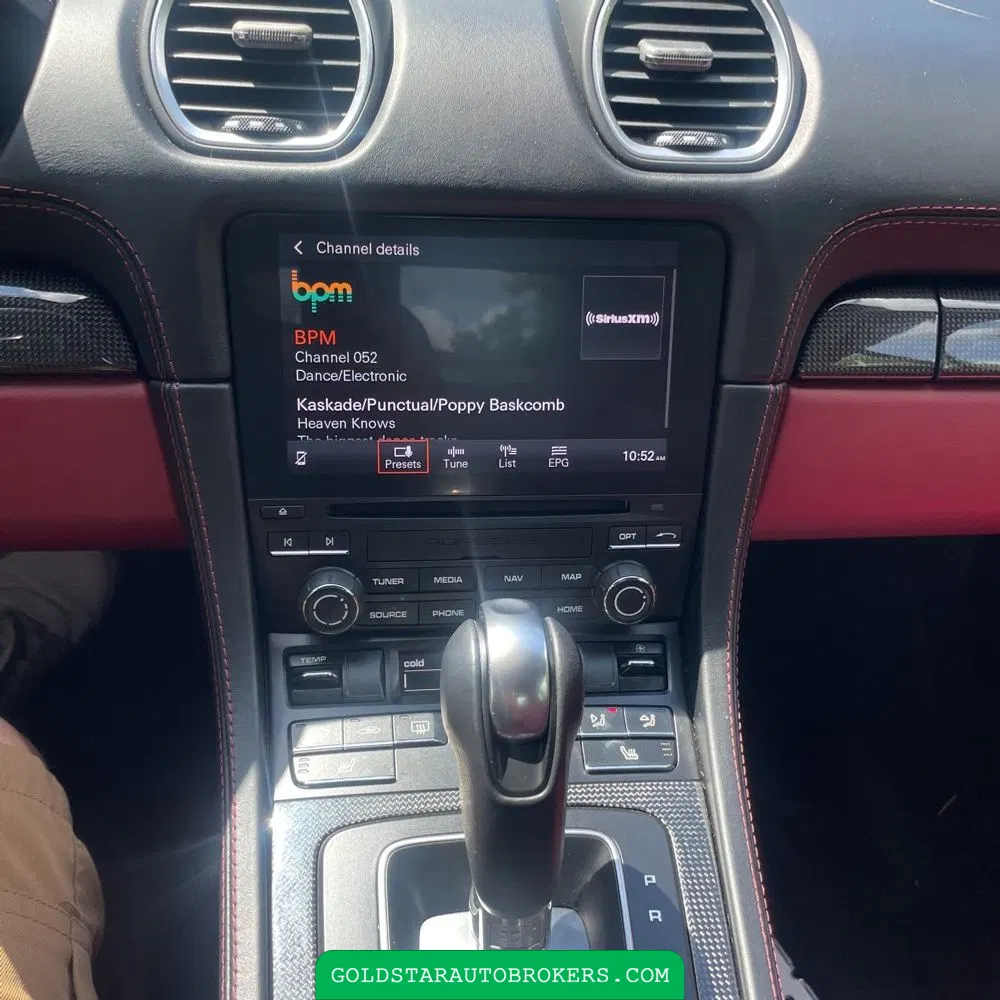 2019 Porsche 718 Cayman Base