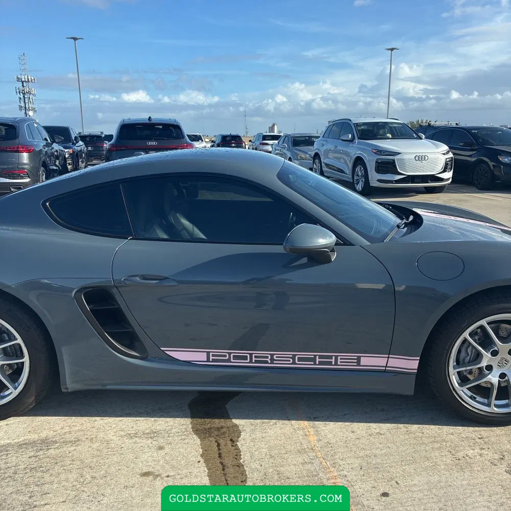 2017 Porsche 718 Cayman Base