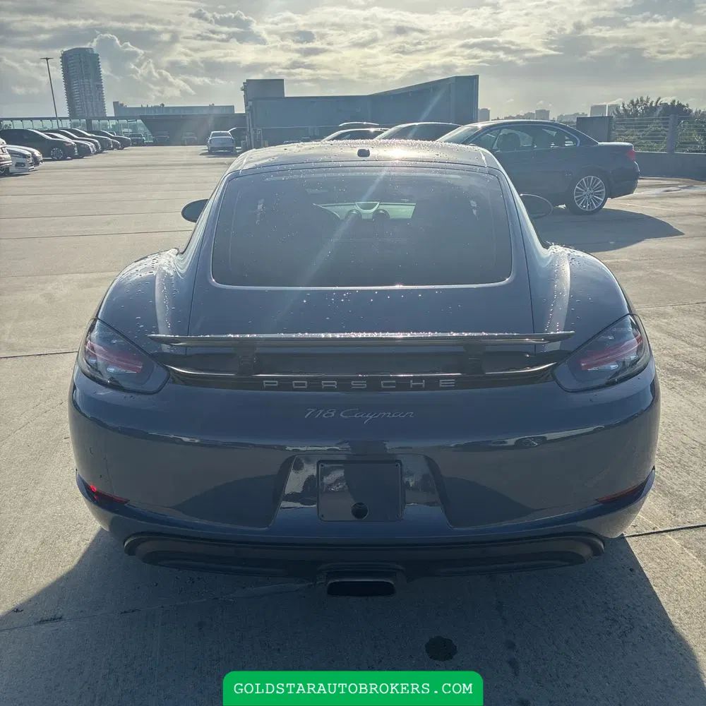 2017 Porsche 718 Cayman Base