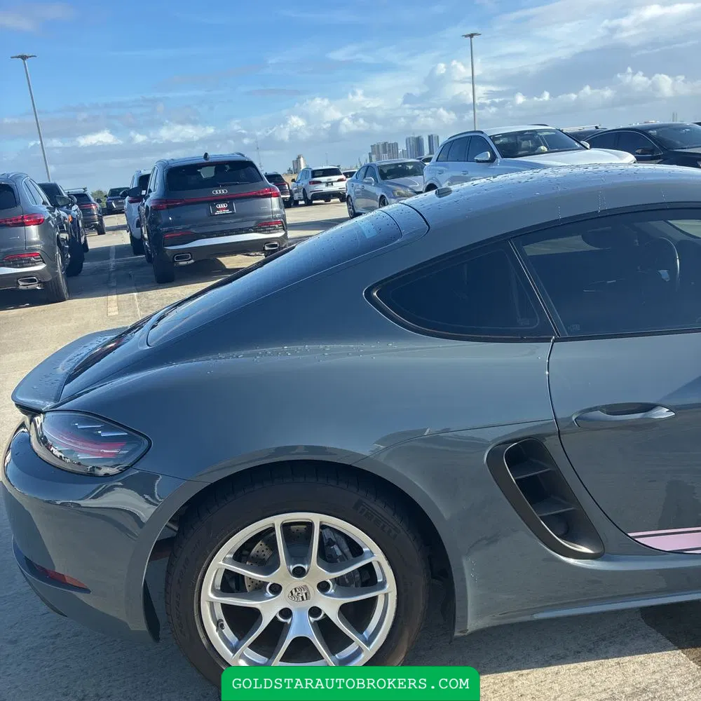 2017 Porsche 718 Cayman Base