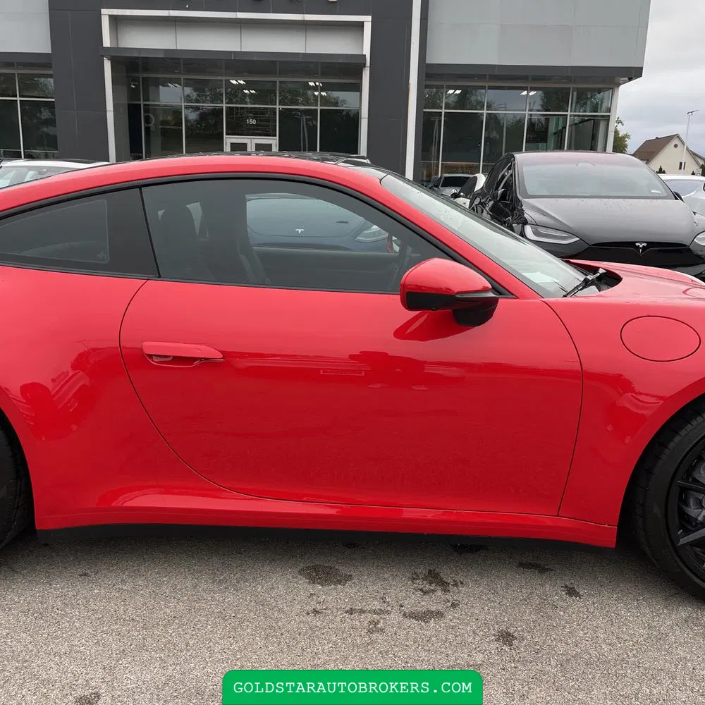 2021 Porsche 911 Carrera