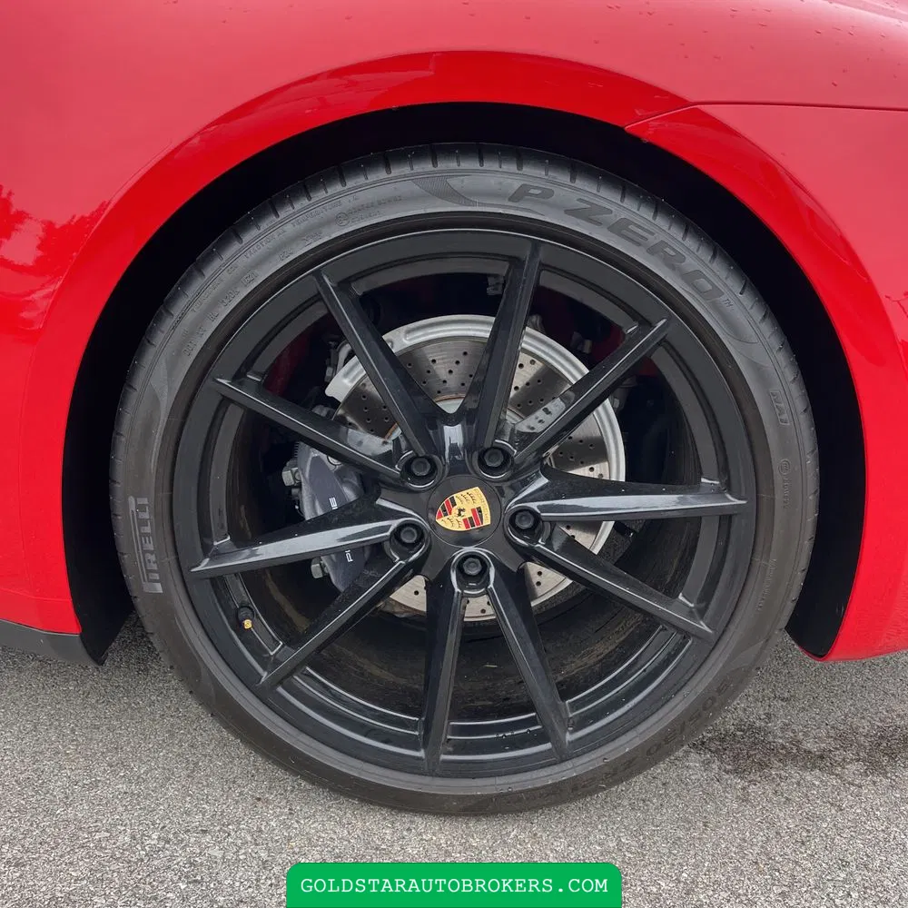 2021 Porsche 911 Carrera