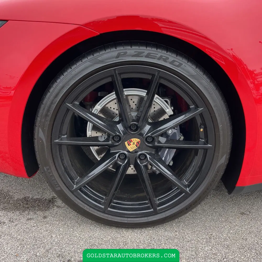 2021 Porsche 911 Carrera