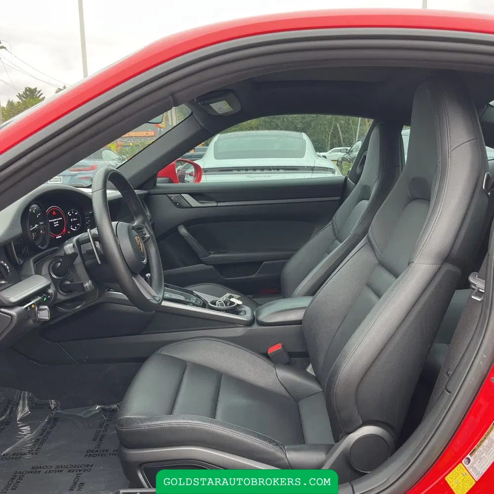 2021 Porsche 911 Carrera