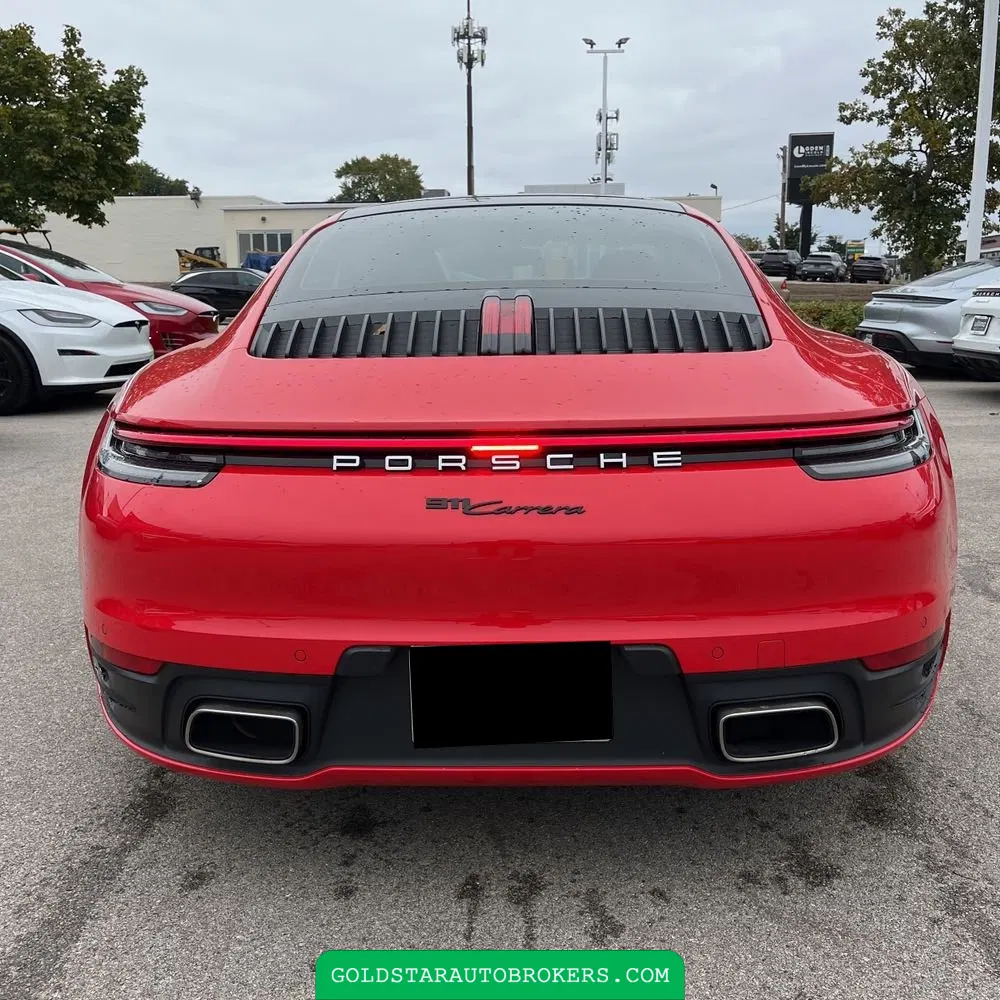 2021 Porsche 911 Carrera