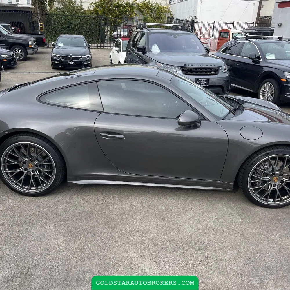 2018 Porsche 911 Carrera 4