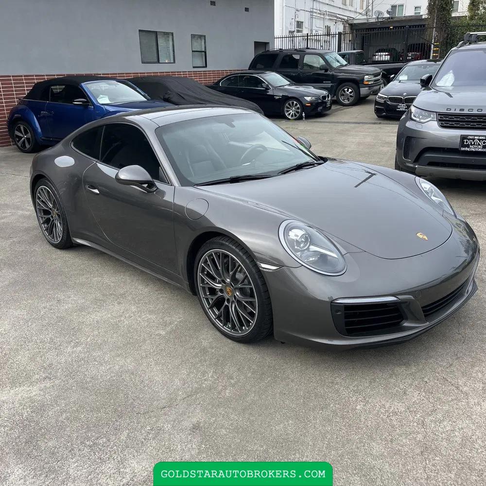 2018 Porsche 911 Carrera 4