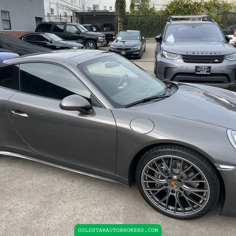 2018 Porsche 911 Carrera 4