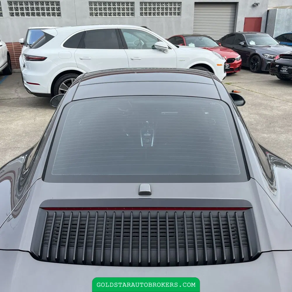 2018 Porsche 911 Carrera 4