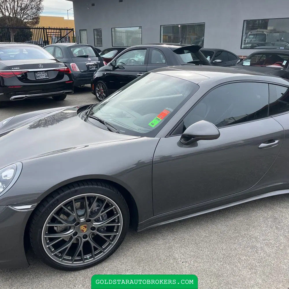 2018 Porsche 911 Carrera 4