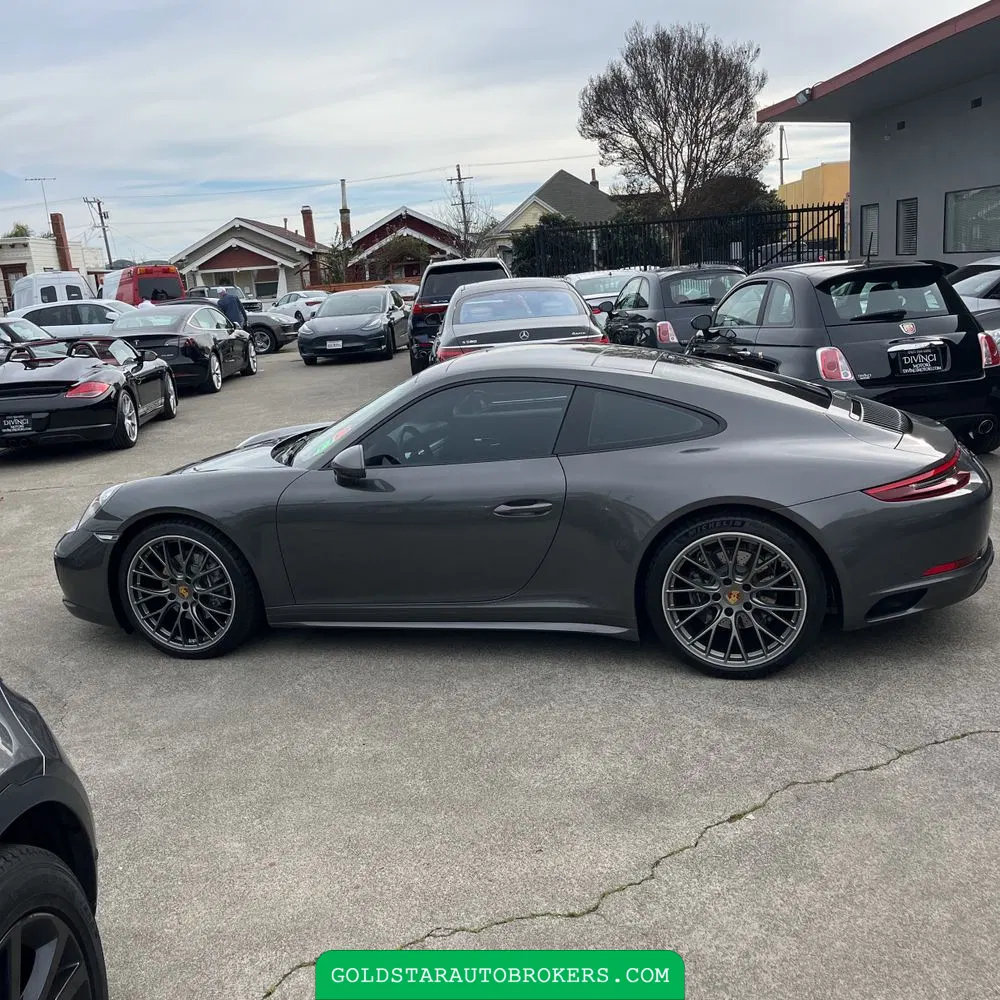 2018 Porsche 911 Carrera 4