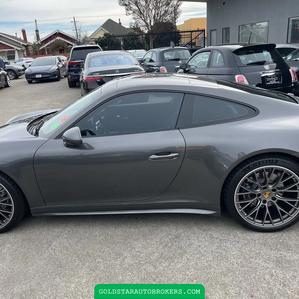 2018 Porsche 911 Carrera 4