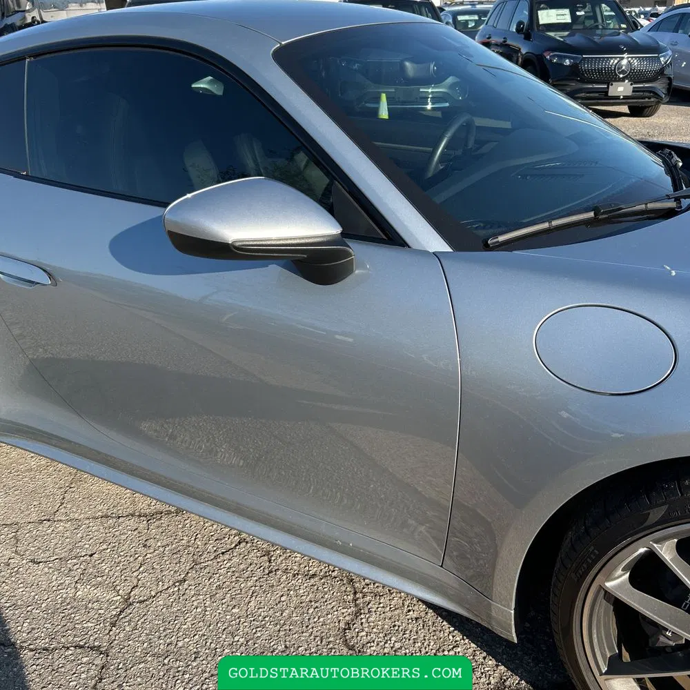 2021 Porsche 911 Carrera