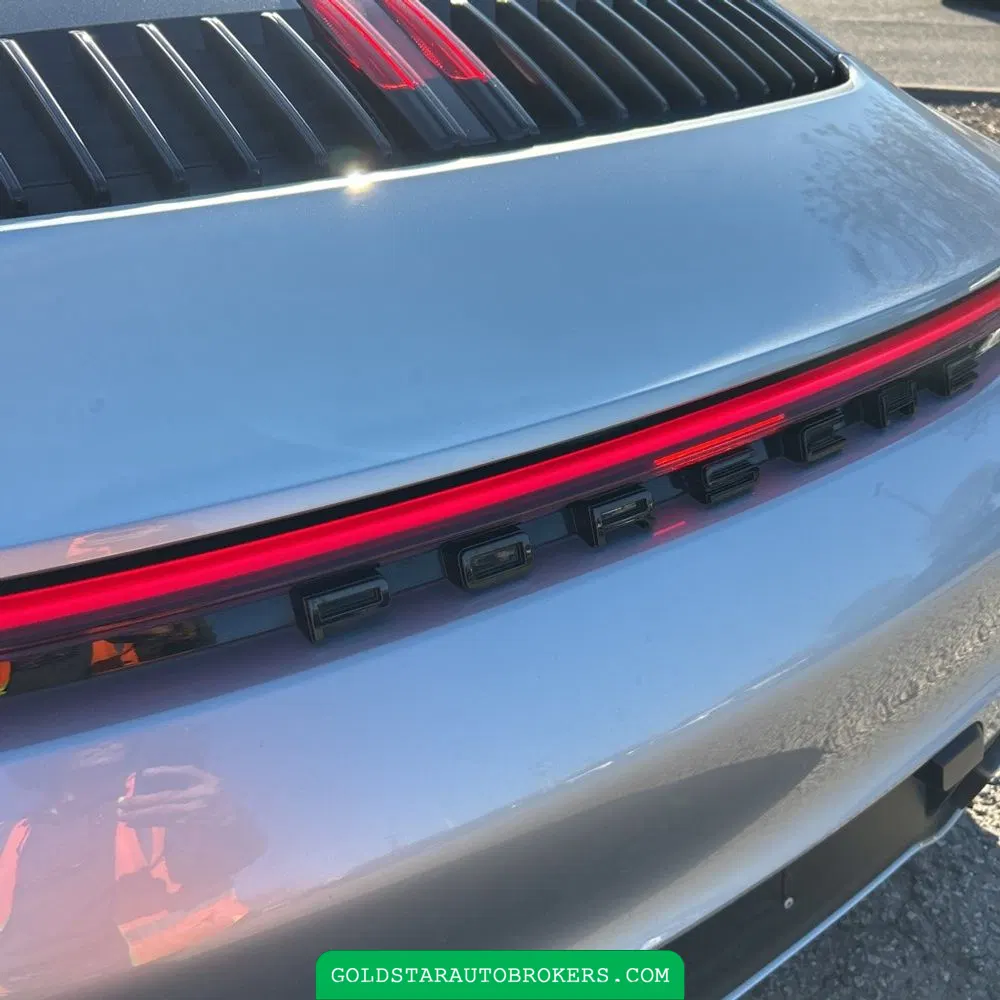 2021 Porsche 911 Carrera