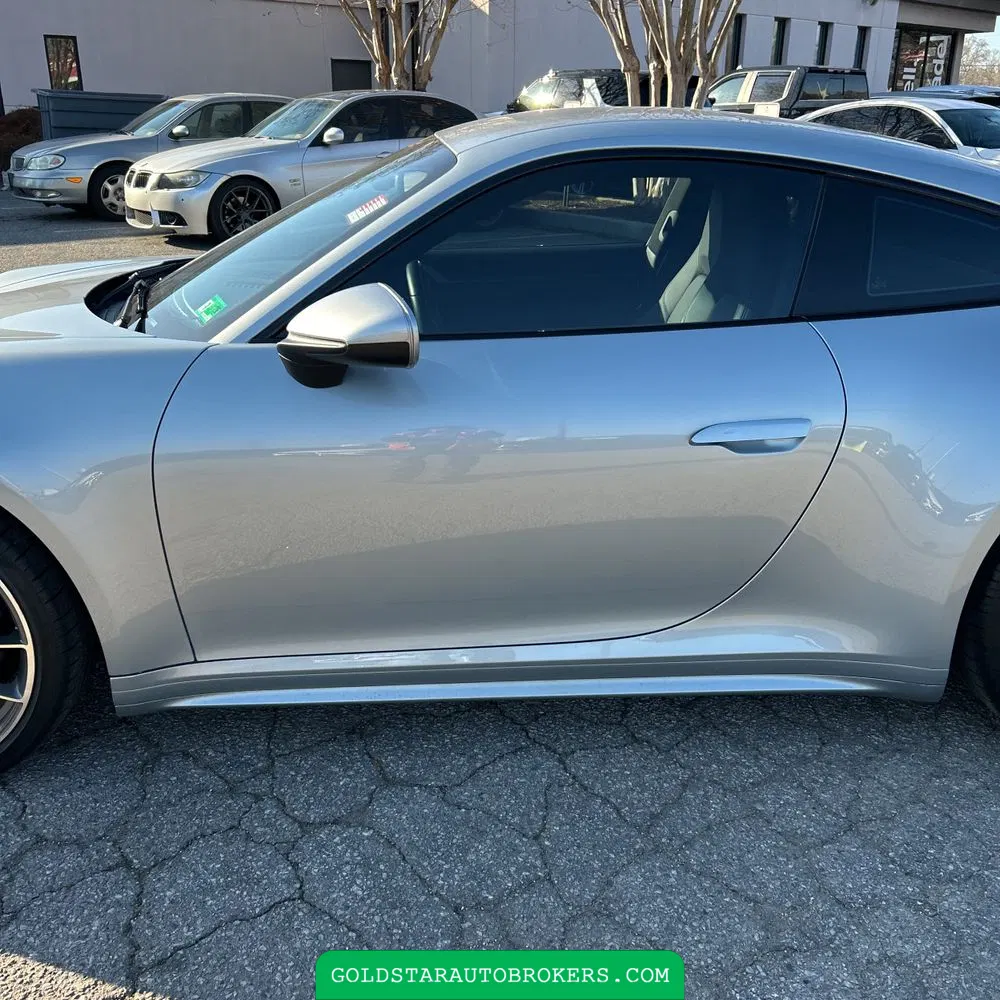 2021 Porsche 911 Carrera