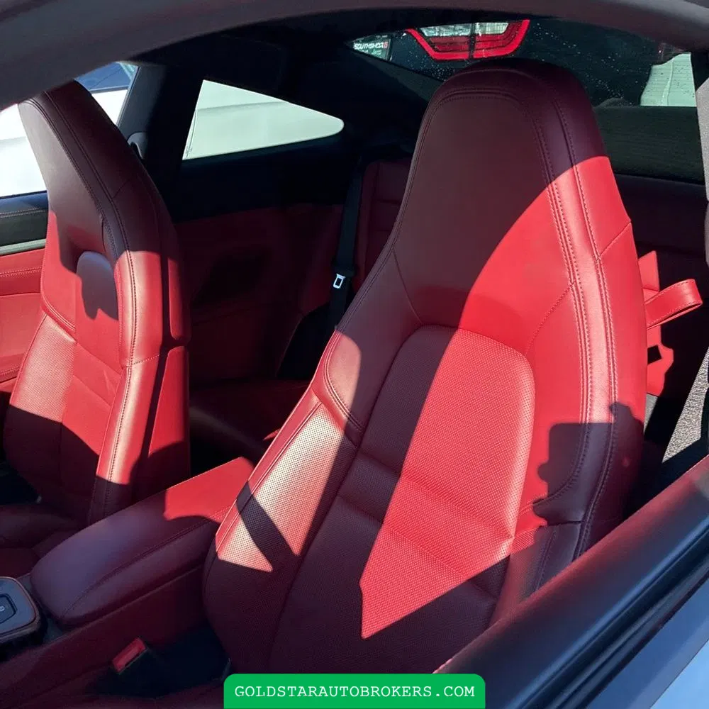 2021 Porsche 911 Carrera