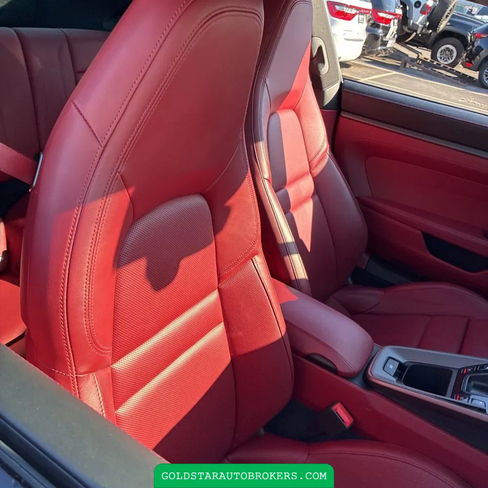 2021 Porsche 911 Carrera