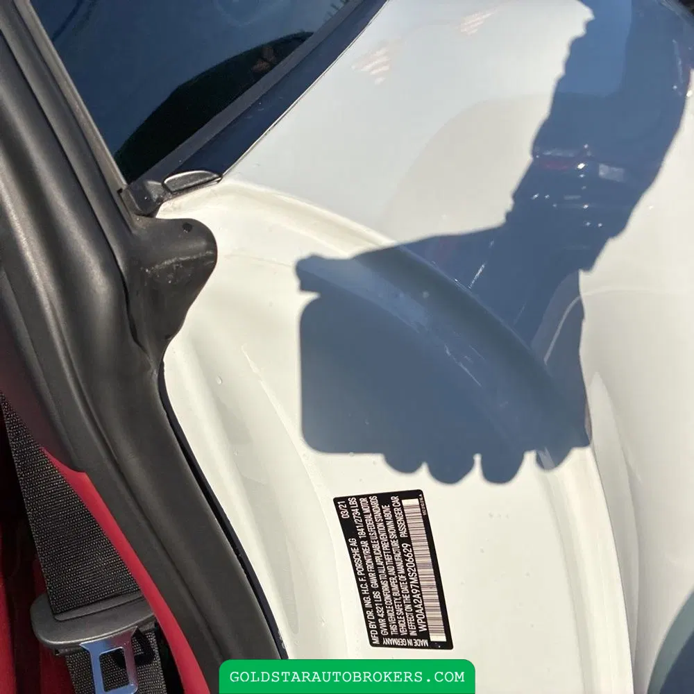 2021 Porsche 911 Carrera
