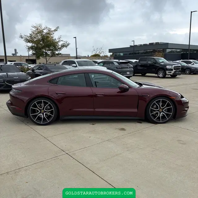 2022 Porsche Taycan Base