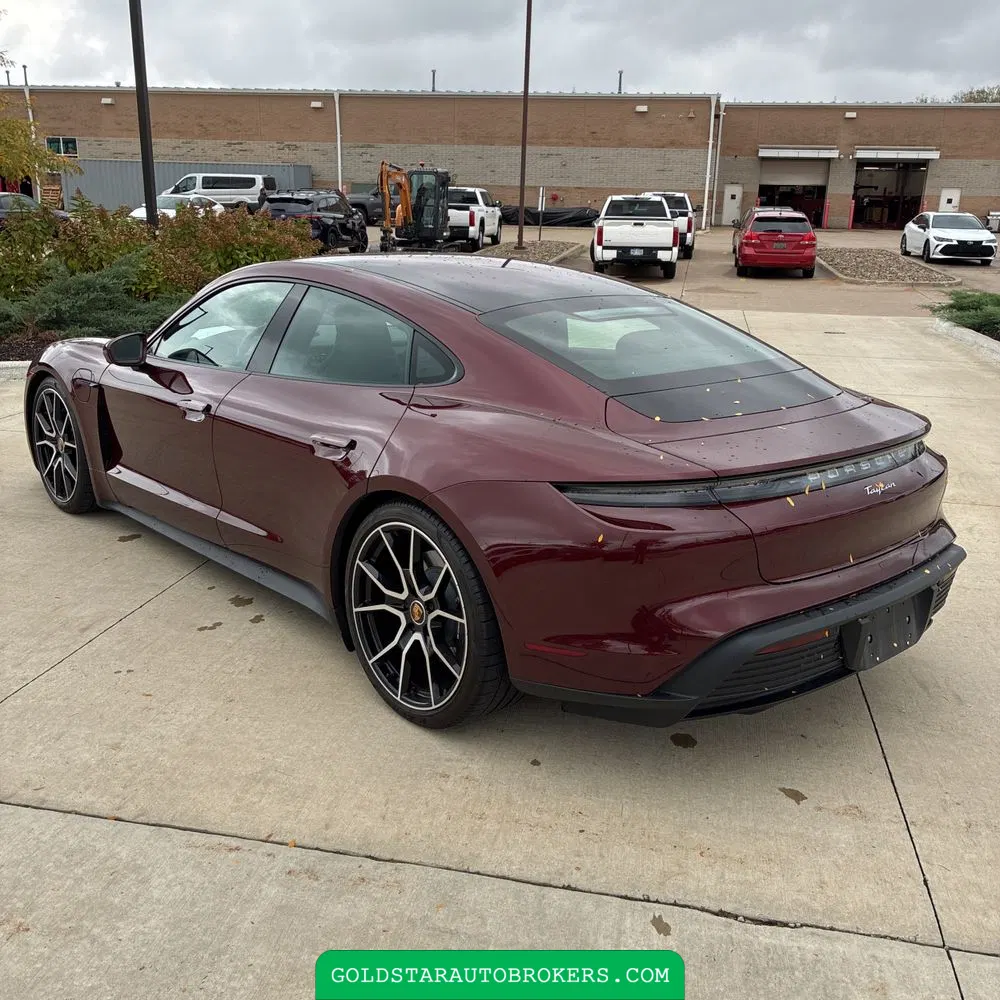 2022 Porsche Taycan Base