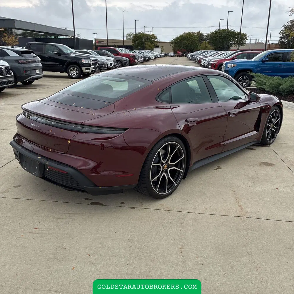 2022 Porsche Taycan Base