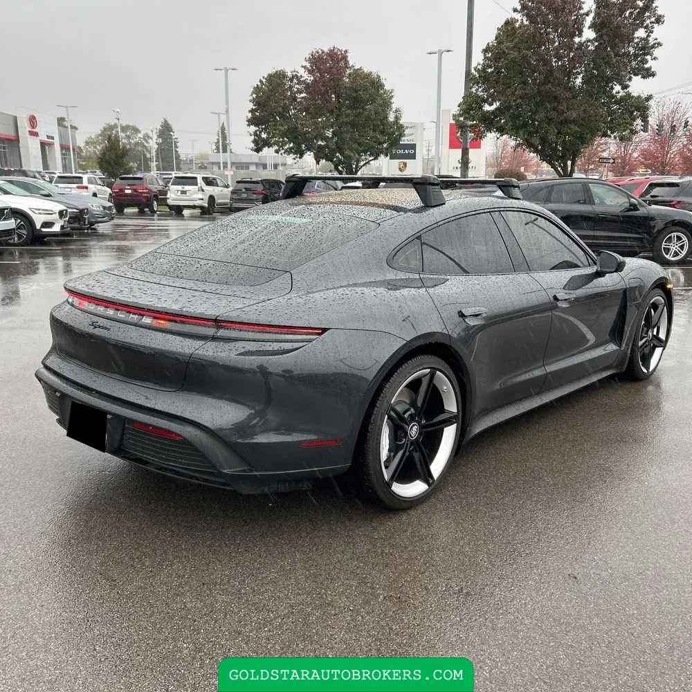 2022 Porsche Taycan Base