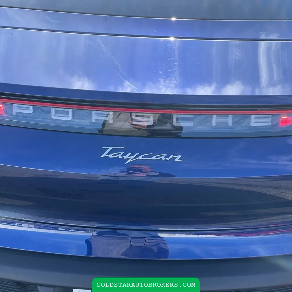 2022 Porsche Taycan Base