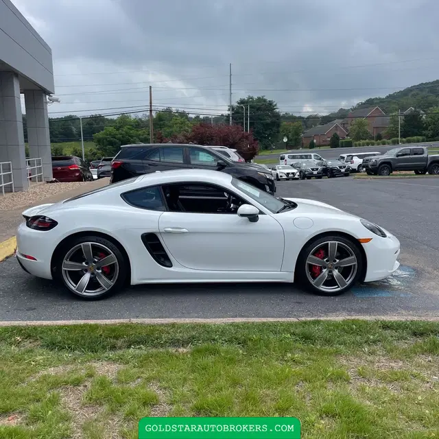 2018 Porsche 718 Cayman S