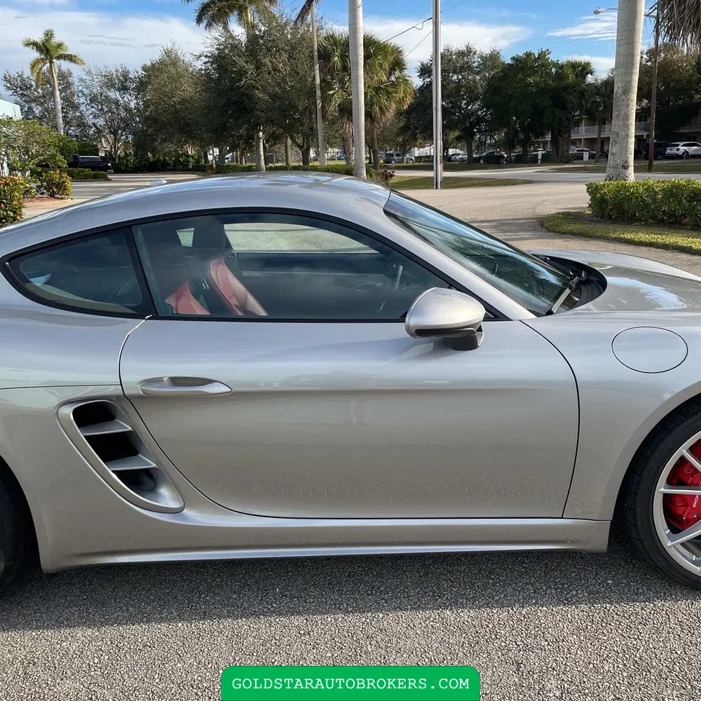2024 Porsche 718 Cayman S
