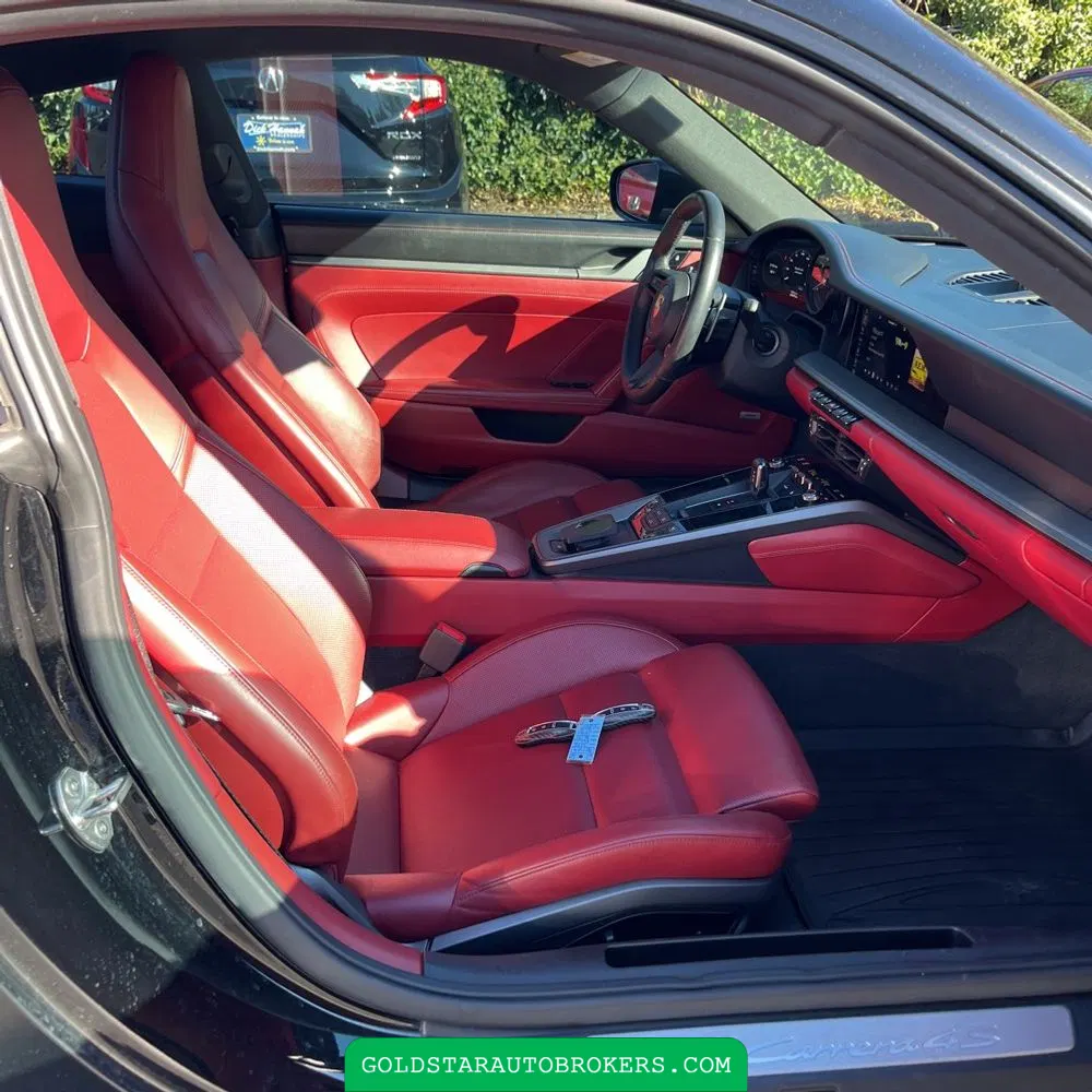 2020 Porsche 911 Carrera 4S
