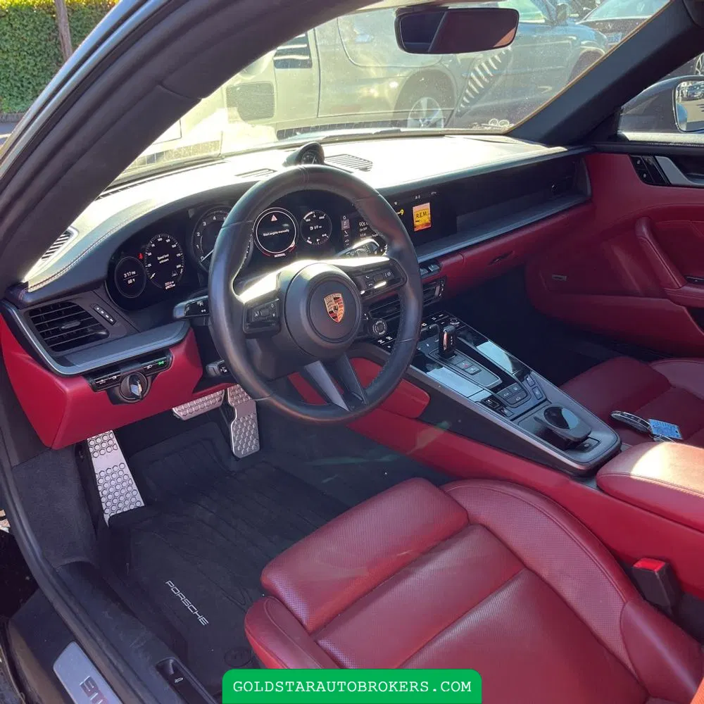 2020 Porsche 911 Carrera 4S