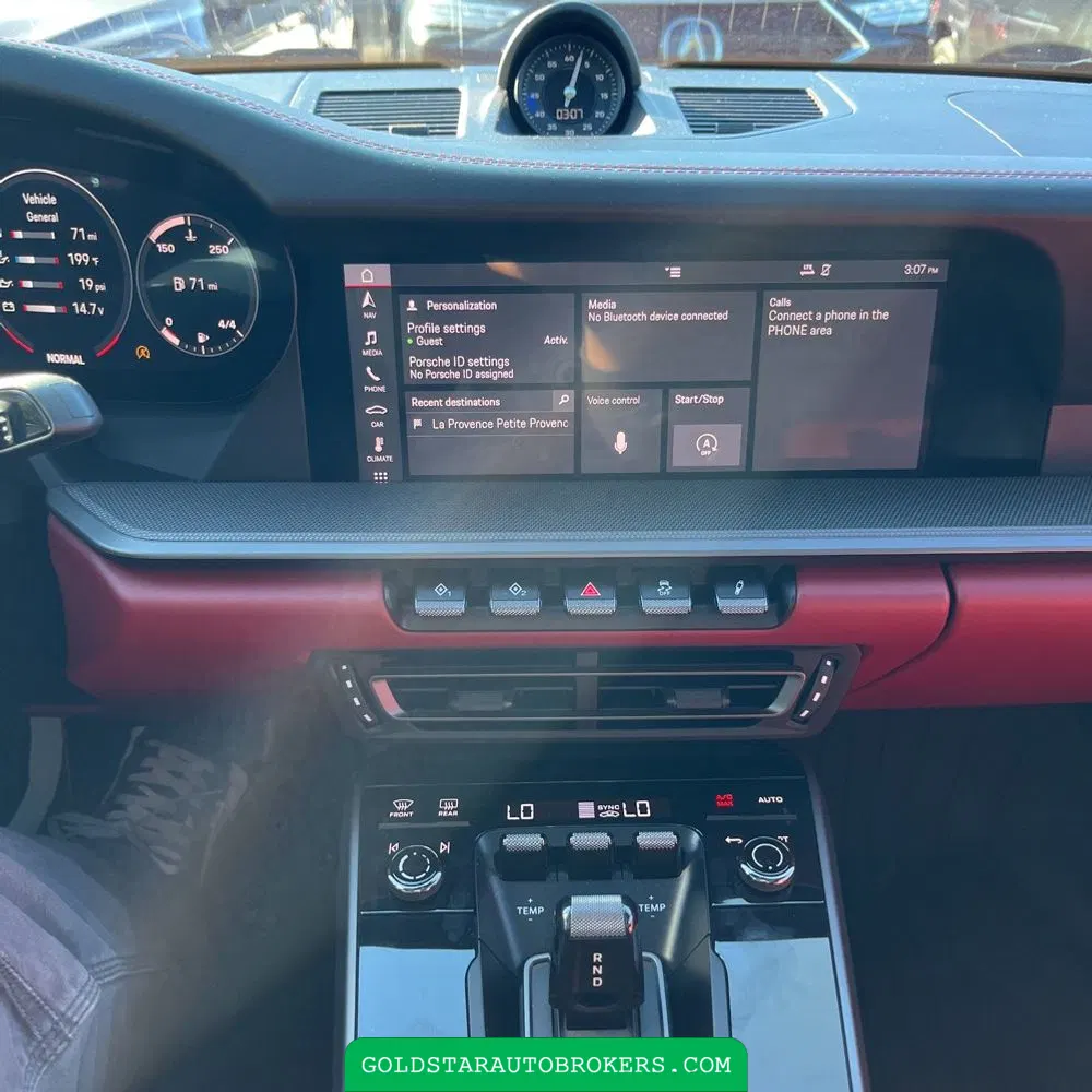 2020 Porsche 911 Carrera 4S